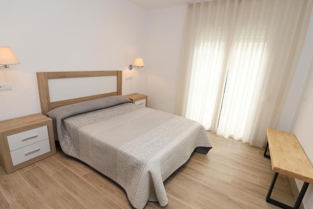 Apartaments Agneta - Ancla Кембрилс Екстериор снимка