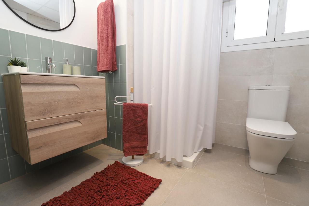 Apartaments Agneta - Ancla Кембрилс Екстериор снимка